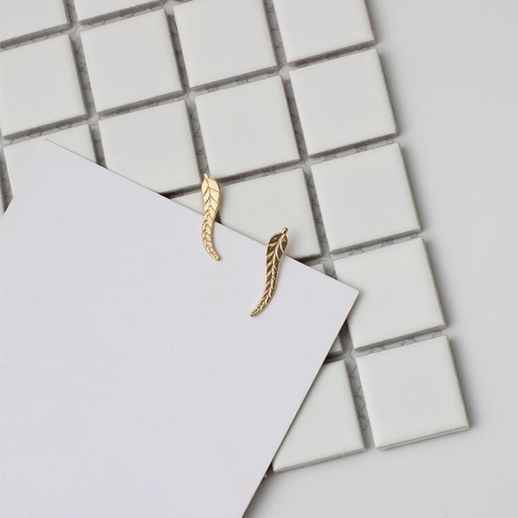 Gold Feather Leaf Stud Earrings - Picture 6 of 8